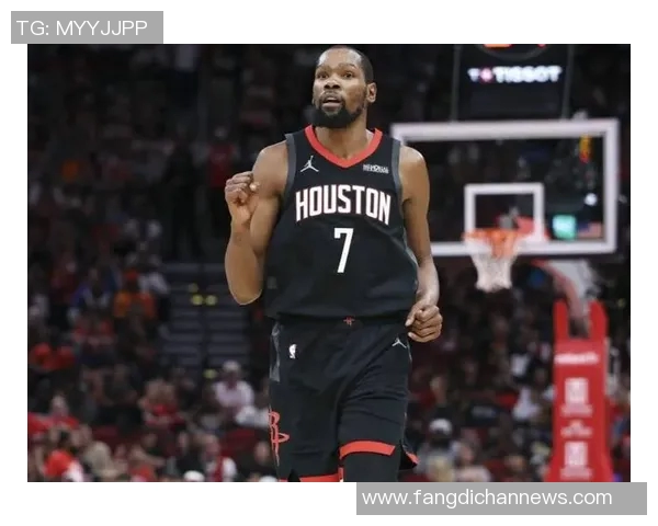 破大防！37岁杜兰特专访奥拉朱旺，当场拜师学艺，竟是为了在火箭退役球衣？